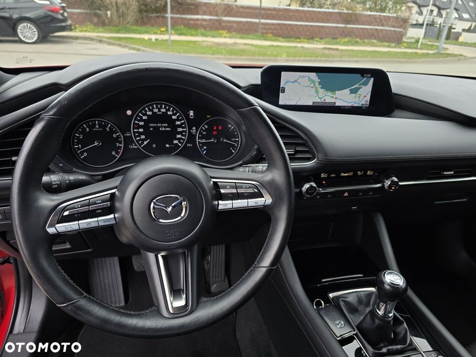 Mazda 3 e-SKYACTIV-G 2.0 M HYBRID - 27