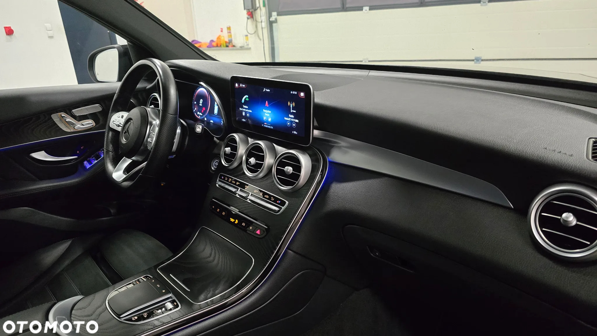 Mercedes-Benz GLC 300 de 4Matic 9G-TRONIC AMG Line - 20