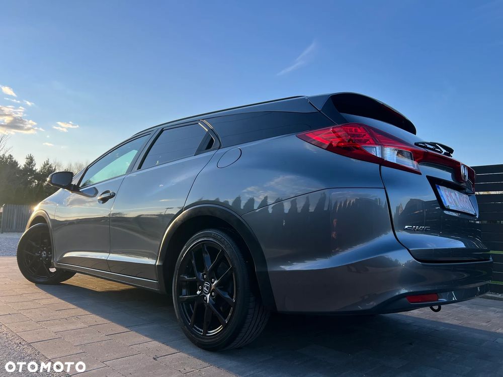 Honda Civic 1.8 i-VTEC Automatik Sport Black Edition - 12