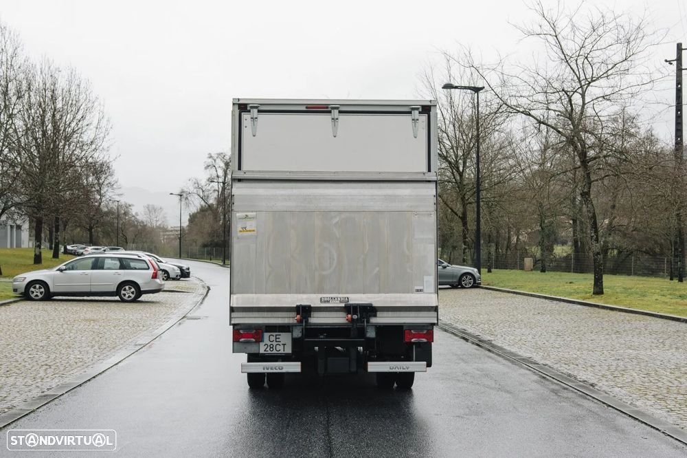 Iveco Daily 3.0 35-160 C/Plataforma - 9