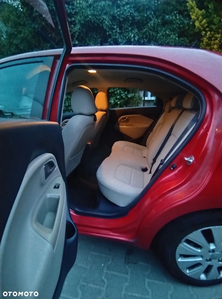 Kia Rio 1.4 XL - 12