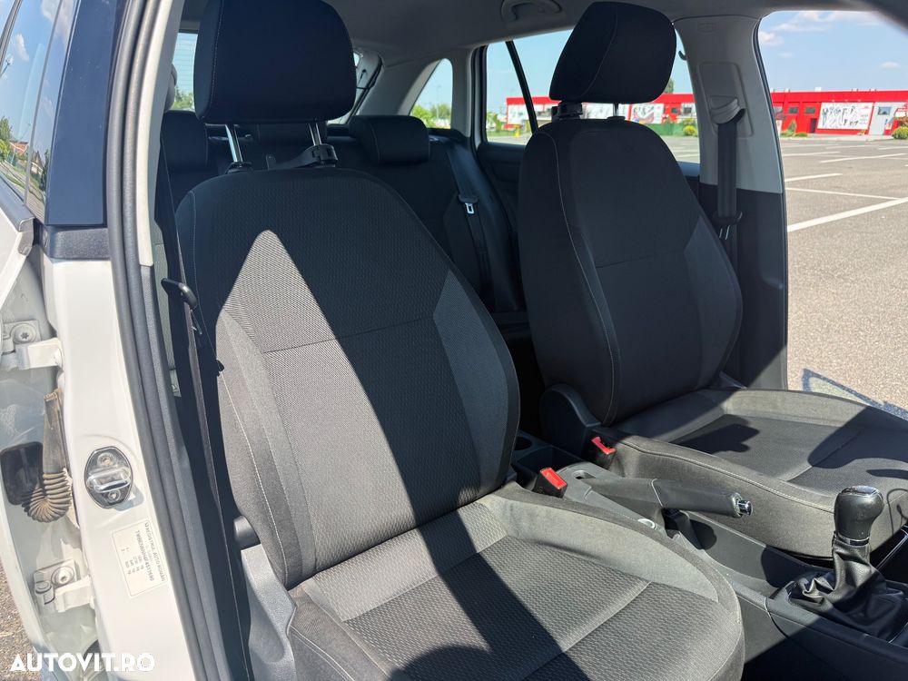 Skoda RAPID 1.2 TSI Elegance - 18