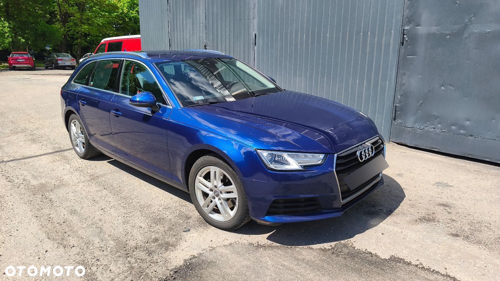 Audi A4 Avant 2.0 TDI S tronic - 4