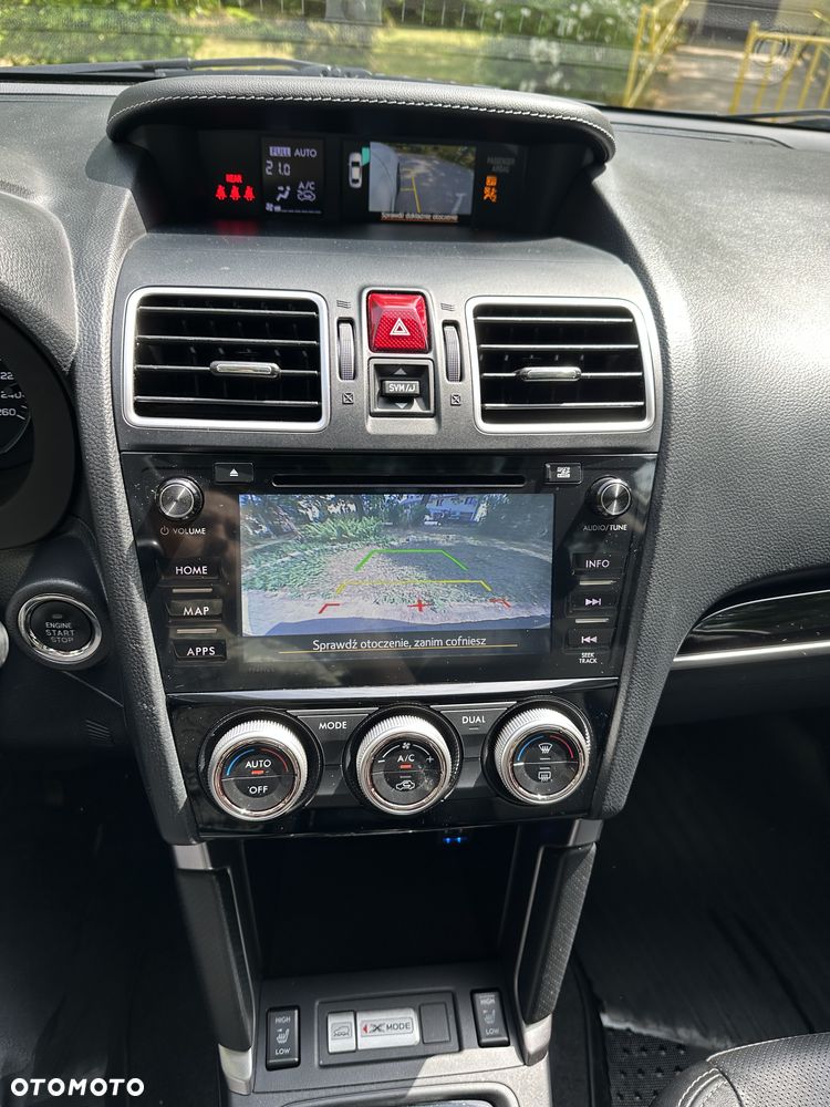 Subaru Forester 2.0 XT Platinum Lineartronic - 12