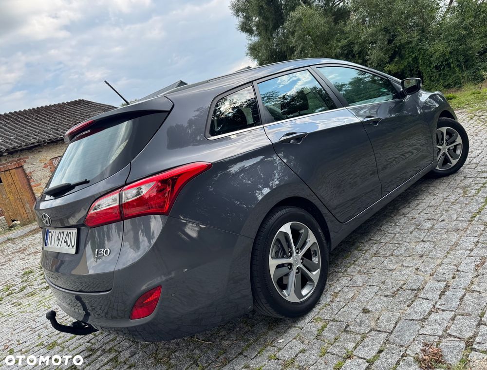 Hyundai i30 blue 1.6 CRDi Classic Navigation - 6