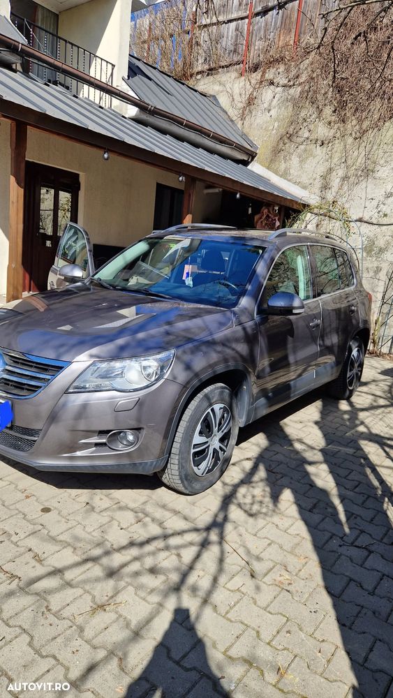 Volkswagen Tiguan 2.0 TDI DPF 4Motion Automatik Track & Field - 2