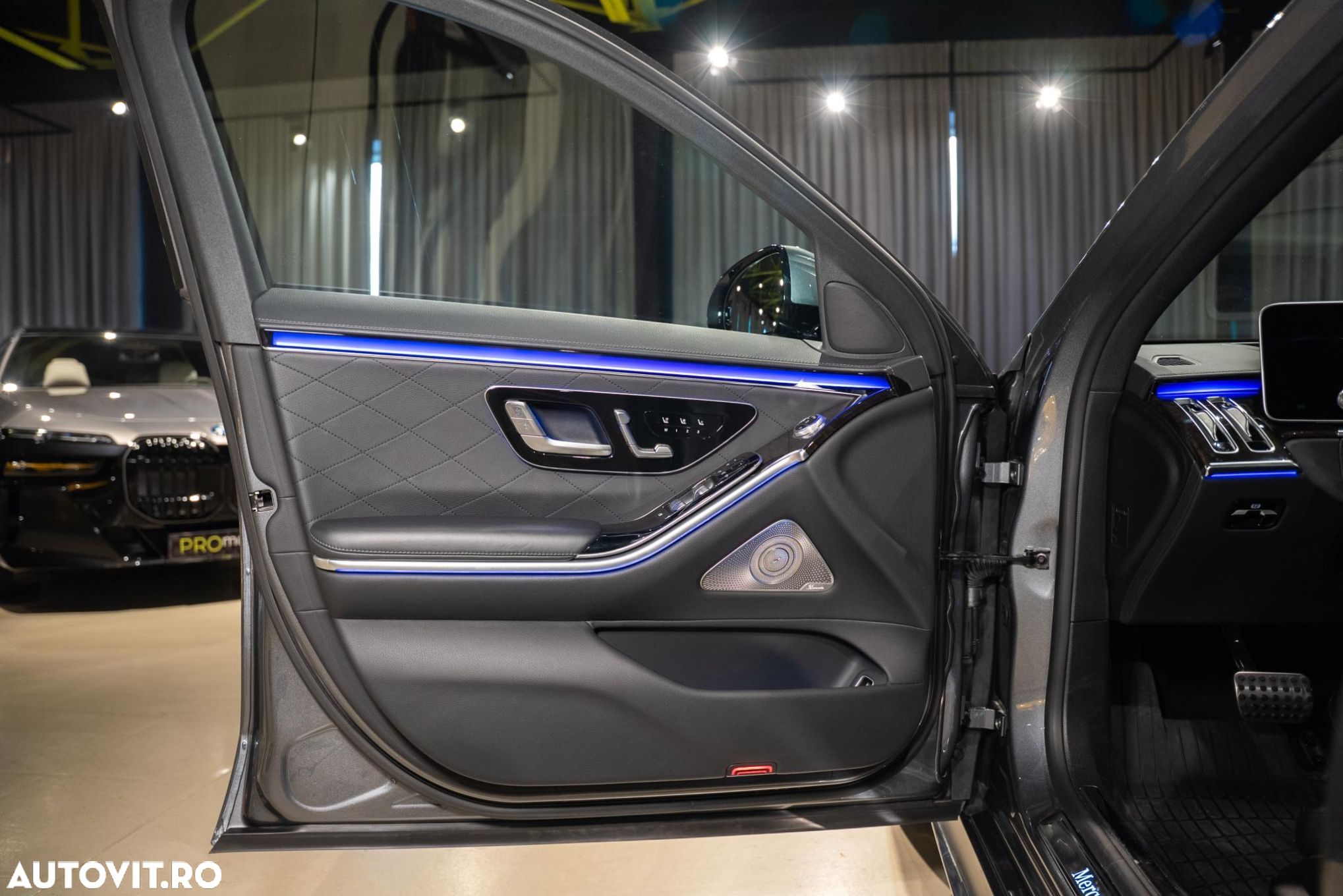 Mercedes-Benz S 400 d 4Matic L 9G-TRONIC - 28