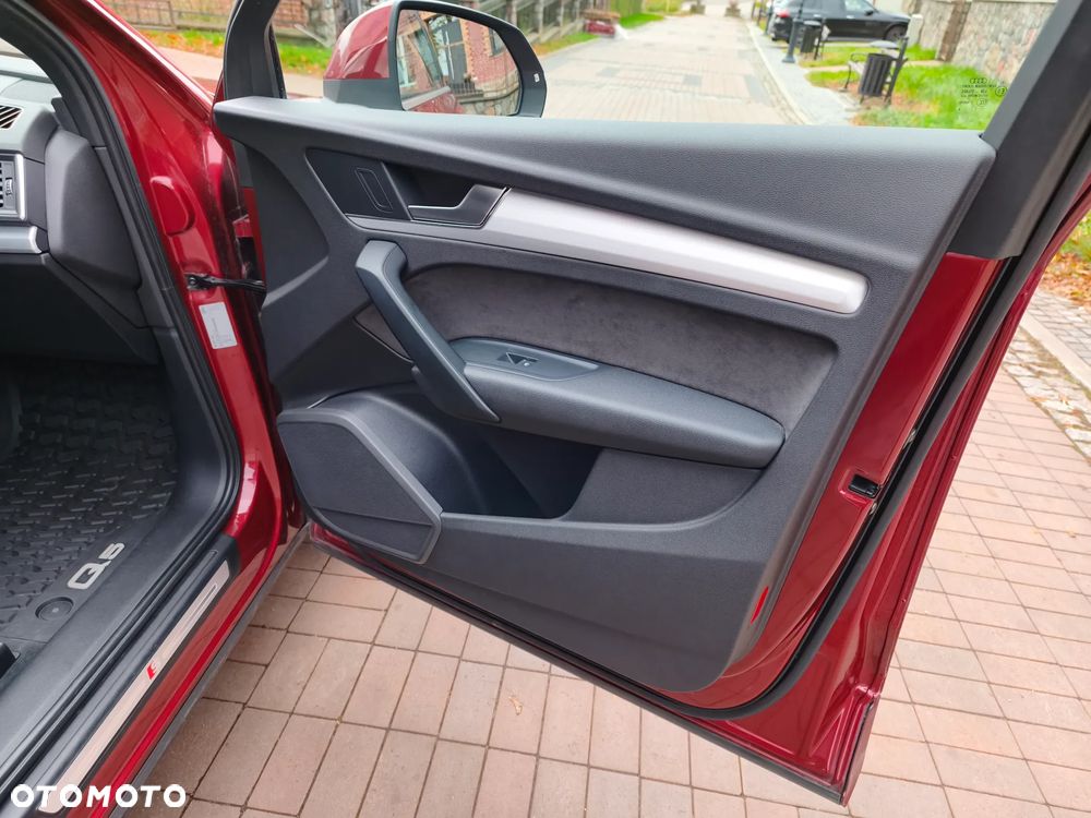 Audi Q5 2.0 TDI Quattro Design S tronic - 24