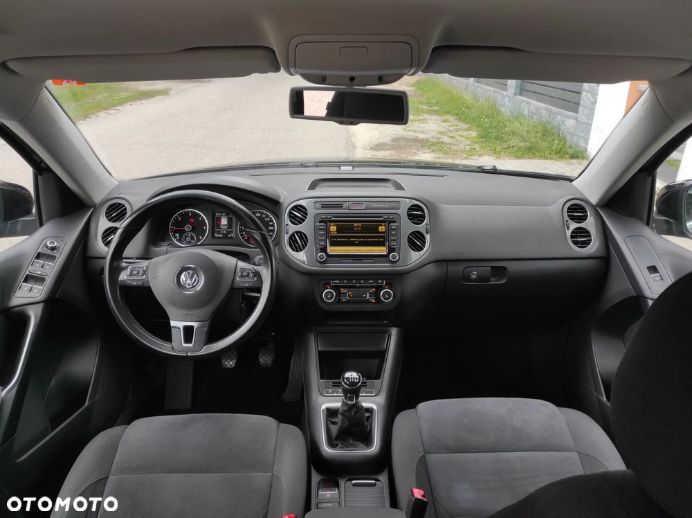 Volkswagen Tiguan 2.0 TDI 4Mot Perfectline R-Style - 7