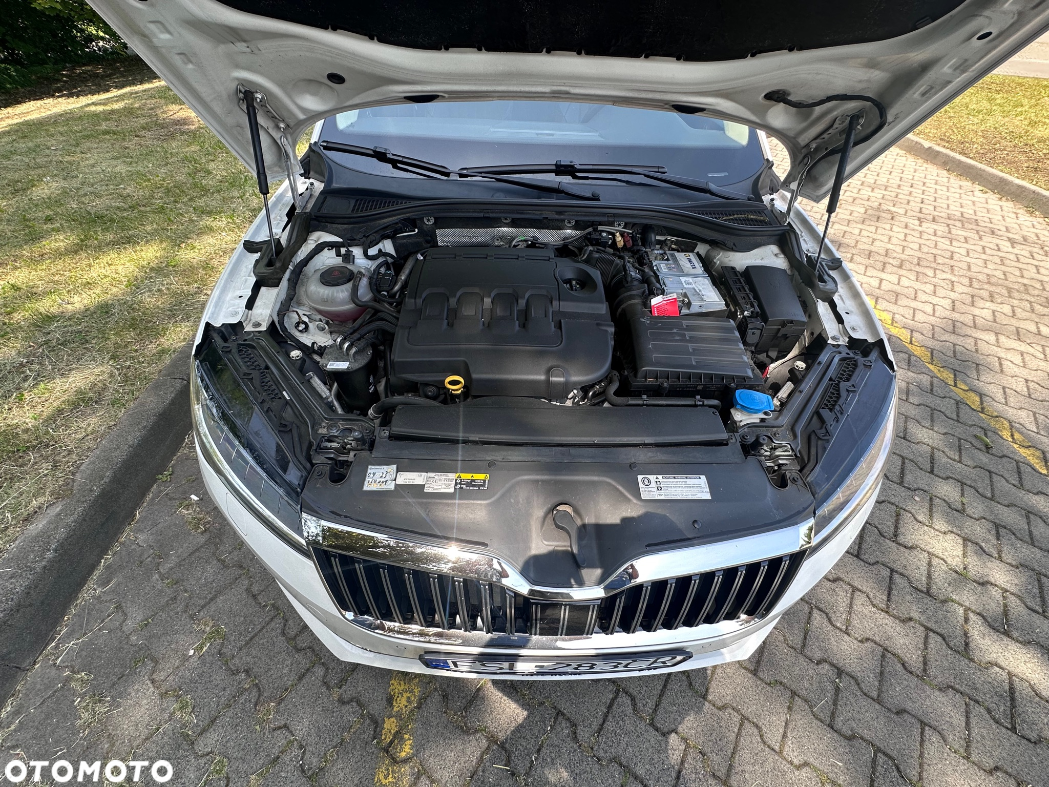 Skoda Superb 2.0 TDI L&K DSG - 13