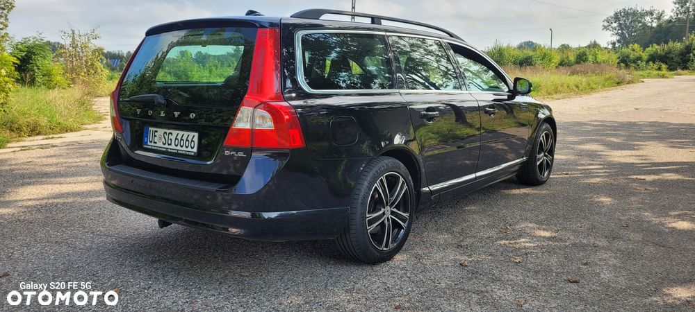 Volvo V70 2.5T Summum - 6