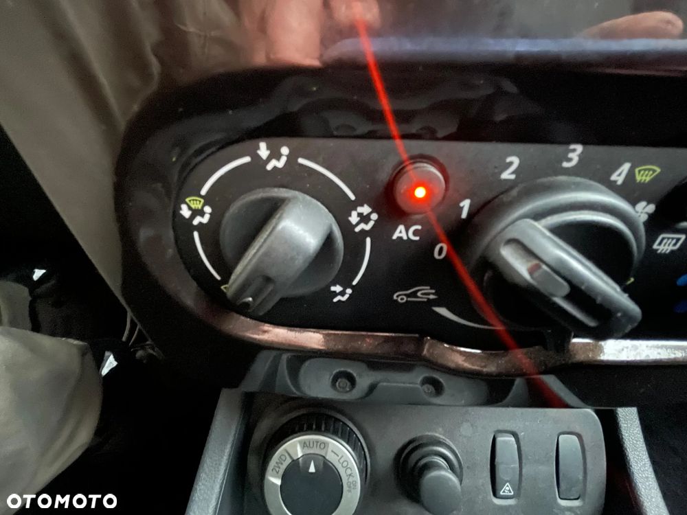 Dacia Duster dCi 110 FAP 4x4 Prestige - 17