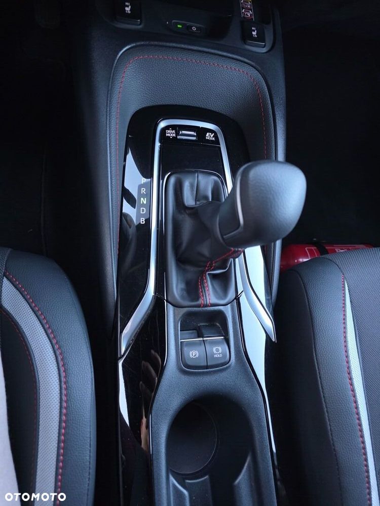 Toyota Corolla 1.8 Hybrid GR Sport Dynamic - 16