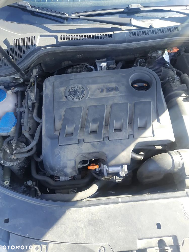Skoda Superb 2.0 TDI Ambition - 11