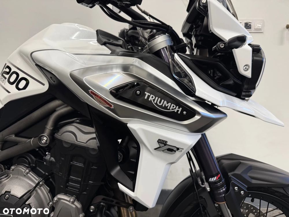 Triumph Tiger - 32