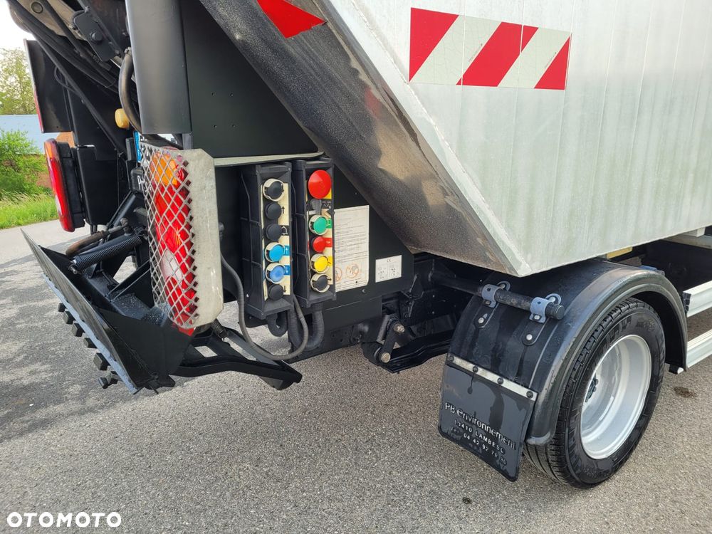 Renault Maxity Cabstar - 24