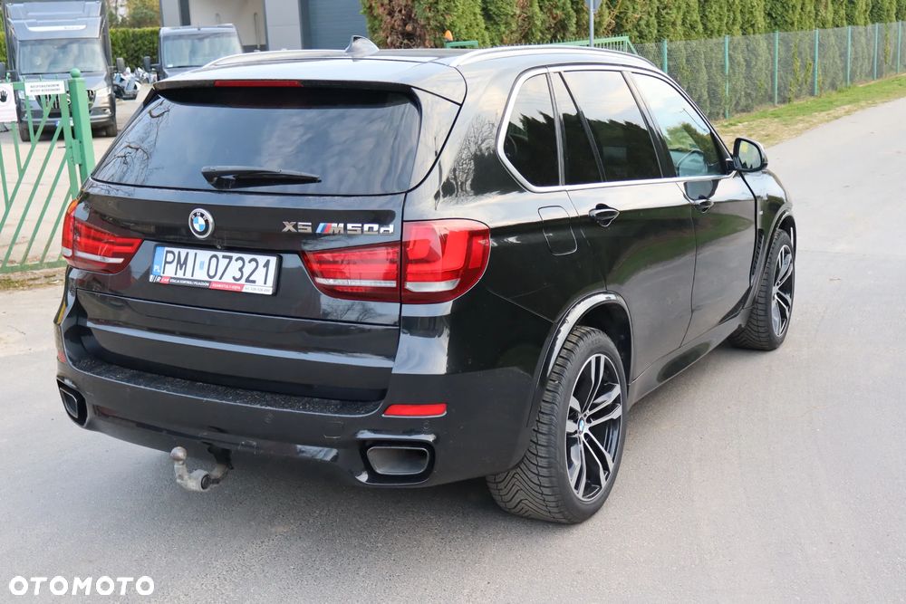 BMW X5 M M50d - 9
