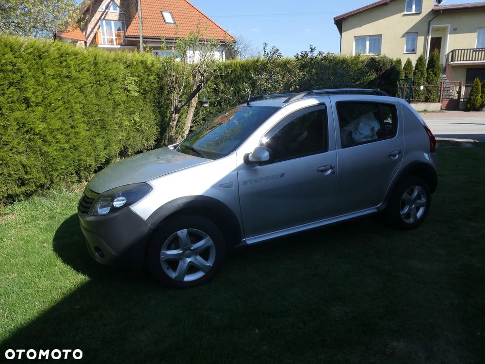 Dacia Sandero 1.5 dCi Laureate - 33
