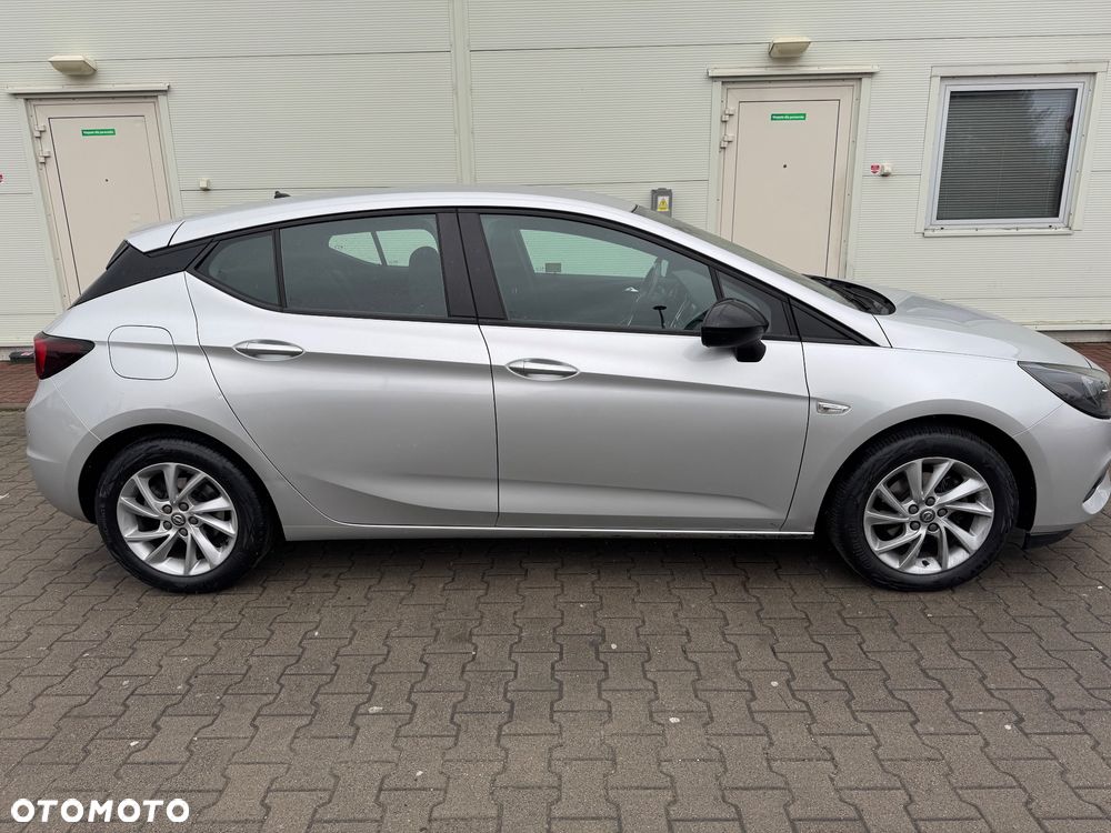 Opel Astra 1.2 T Edition S&S - 4