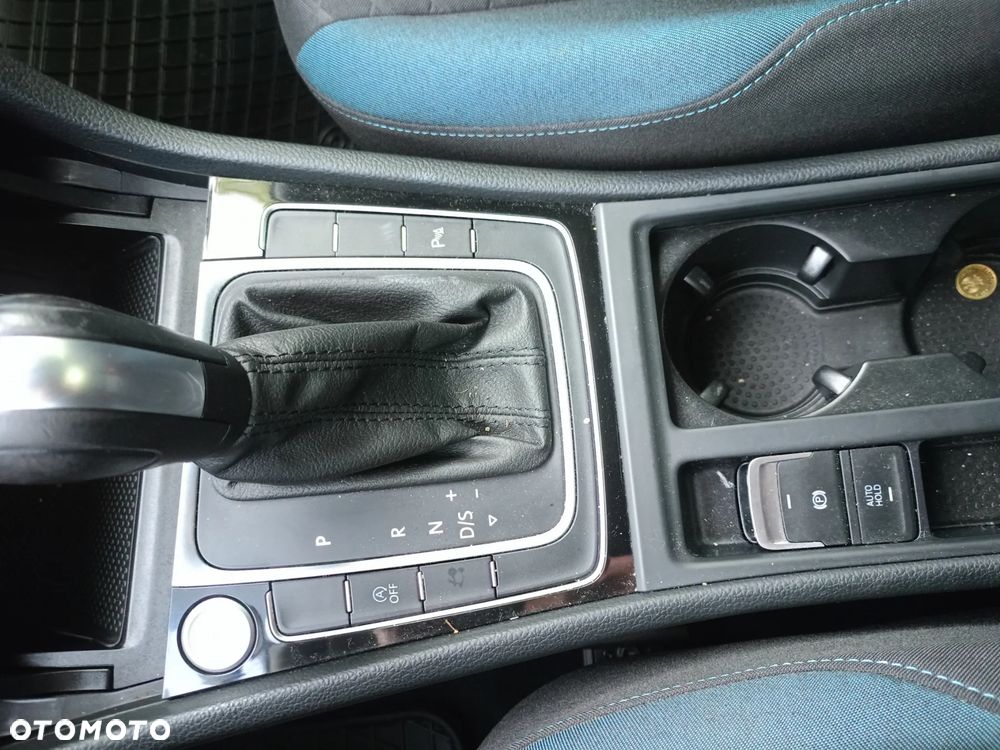 Volkswagen Golf 2.0 TDI SCR 4Motion DSG IQ.DRIVE - 21