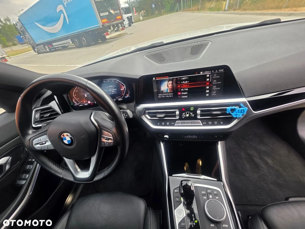 BMW Seria 3 320d Touring - 15