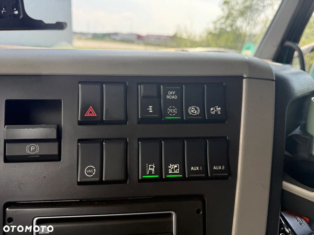 Volvo FM330 - 10