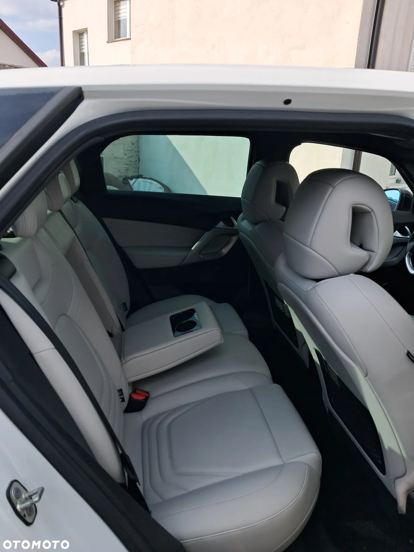 DS Automobiles DS 5 - 12