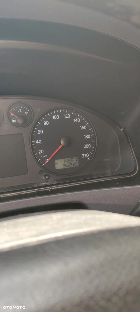Volkswagen TRANSPORTER T5 - 7
