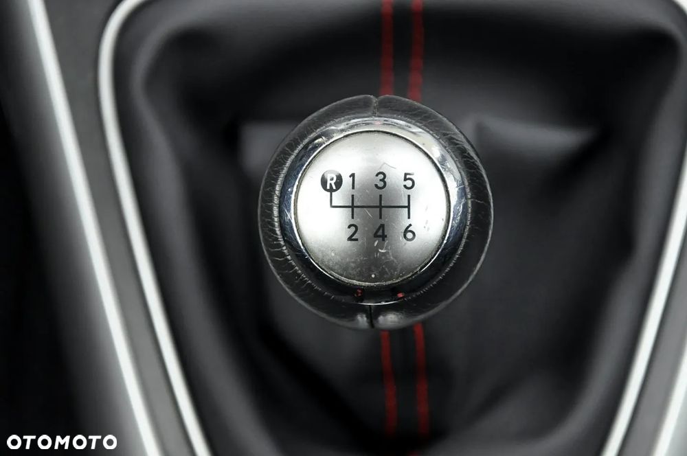 Toyota Auris - 20