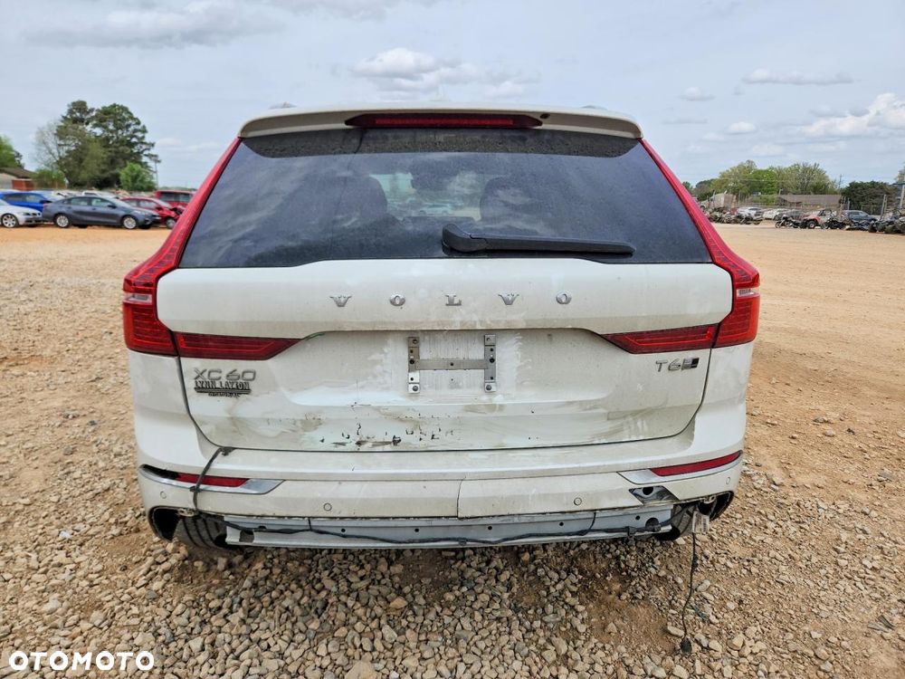 Volvo XC 60 T5 AWD Geartronic Momentum - 6
