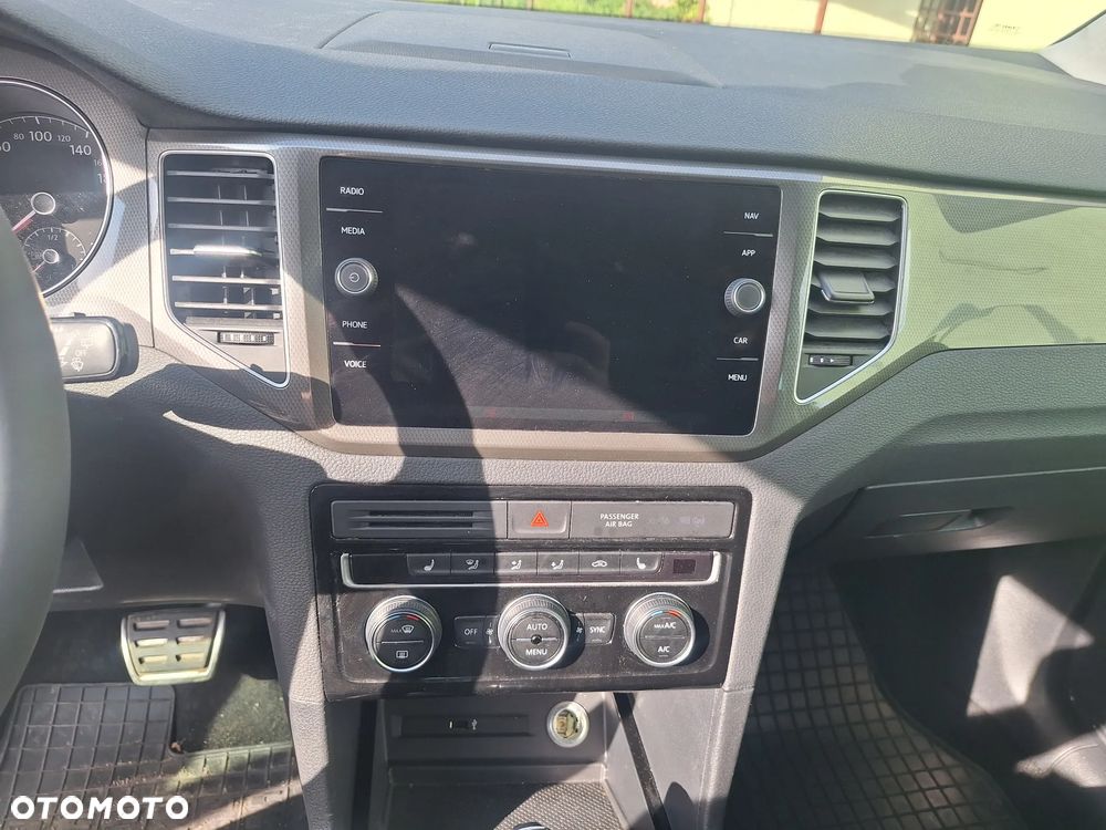Volkswagen Golf Sportsvan 1.6 TDI SCR DSG IQ.DRIVE - 14
