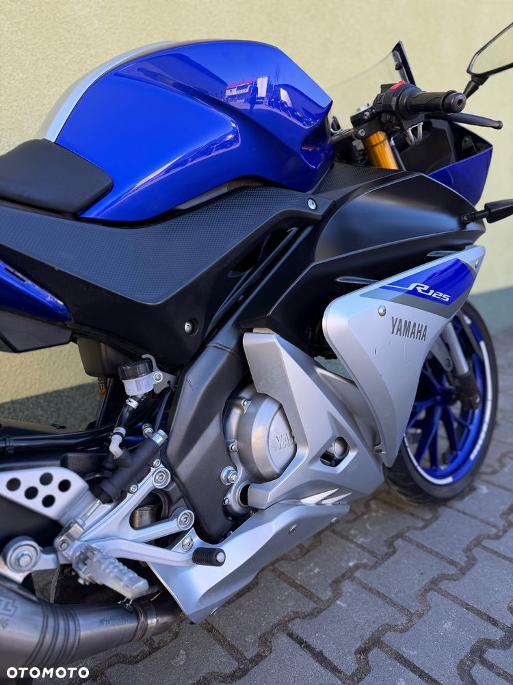 Yamaha YZF - 14