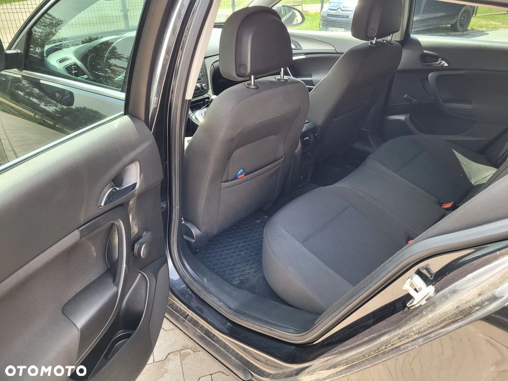 Opel Insignia - 14