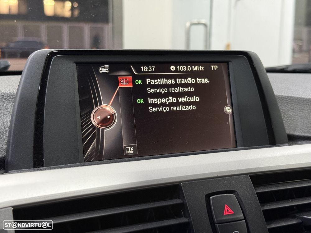 BMW 320 d Touring EfficientDynamics - 34