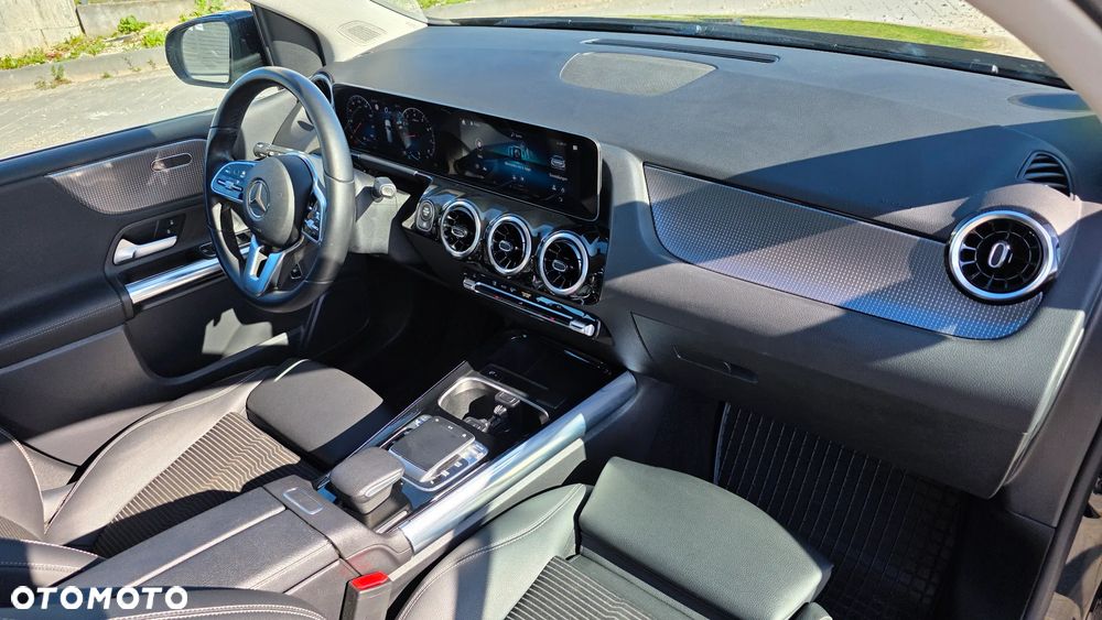 Mercedes-Benz Klasa B 180 7G-DCT Progressive - 13