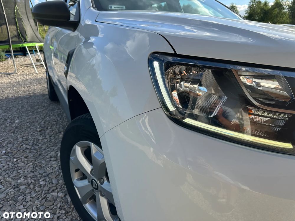 Dacia Duster 1.6 SCe Laureate S&S - 32
