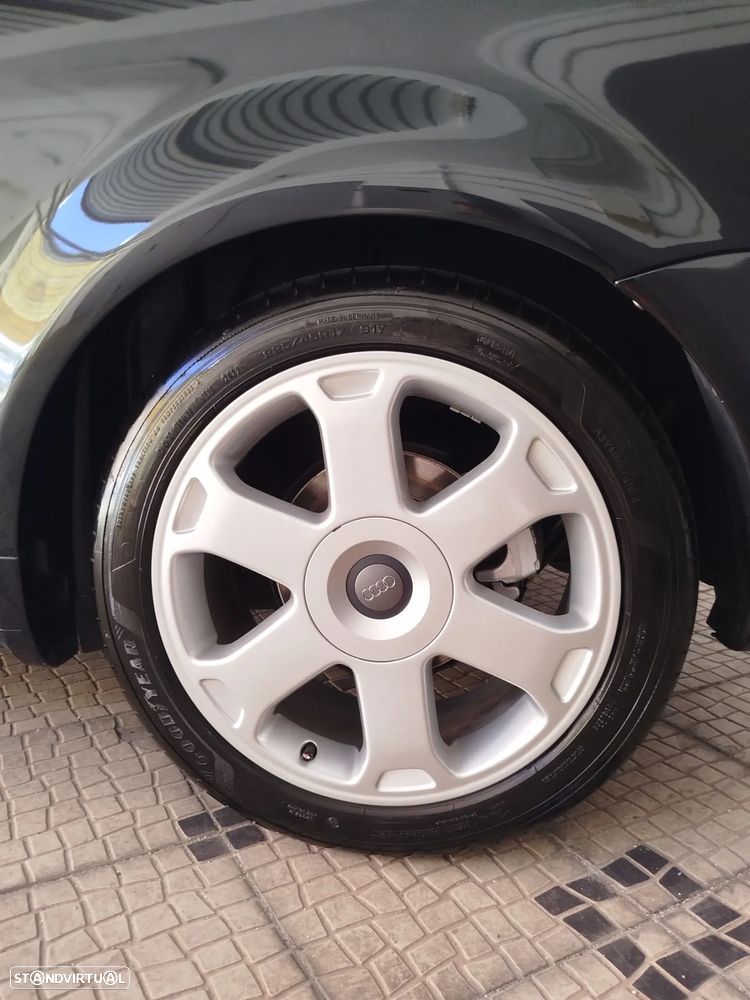 Audi S3 1.8 T quattro - 21