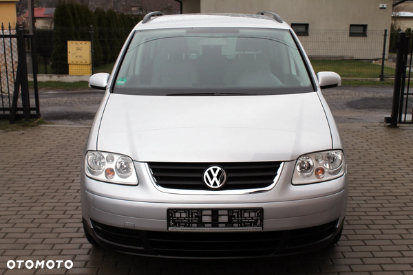 Volkswagen Touran 1.6 Basis