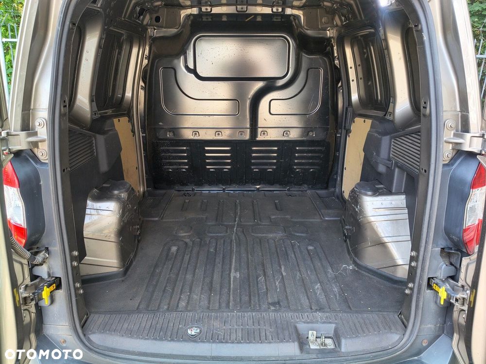 Ford transit-courier Trend - 24