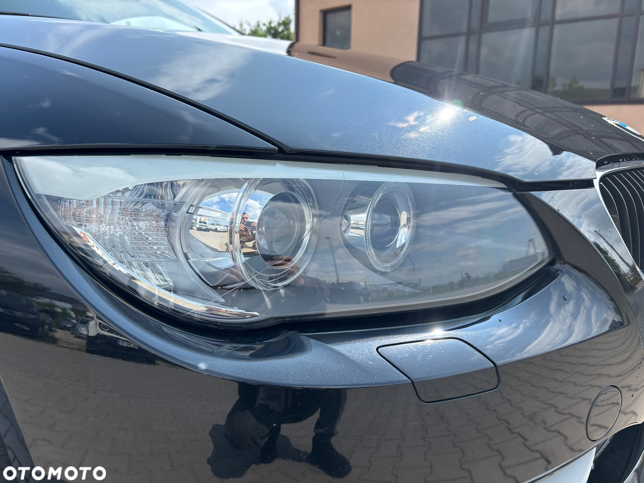BMW Seria 3 318i Coupe - 12