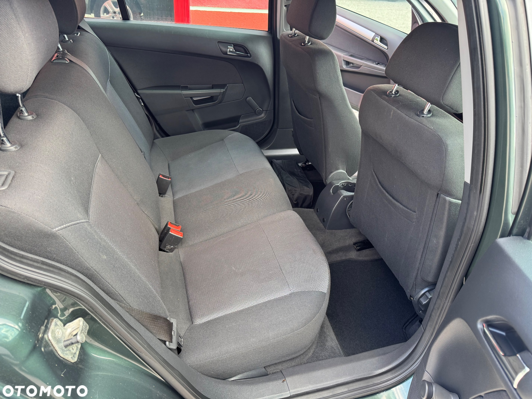 Opel Astra 1.6 - 8