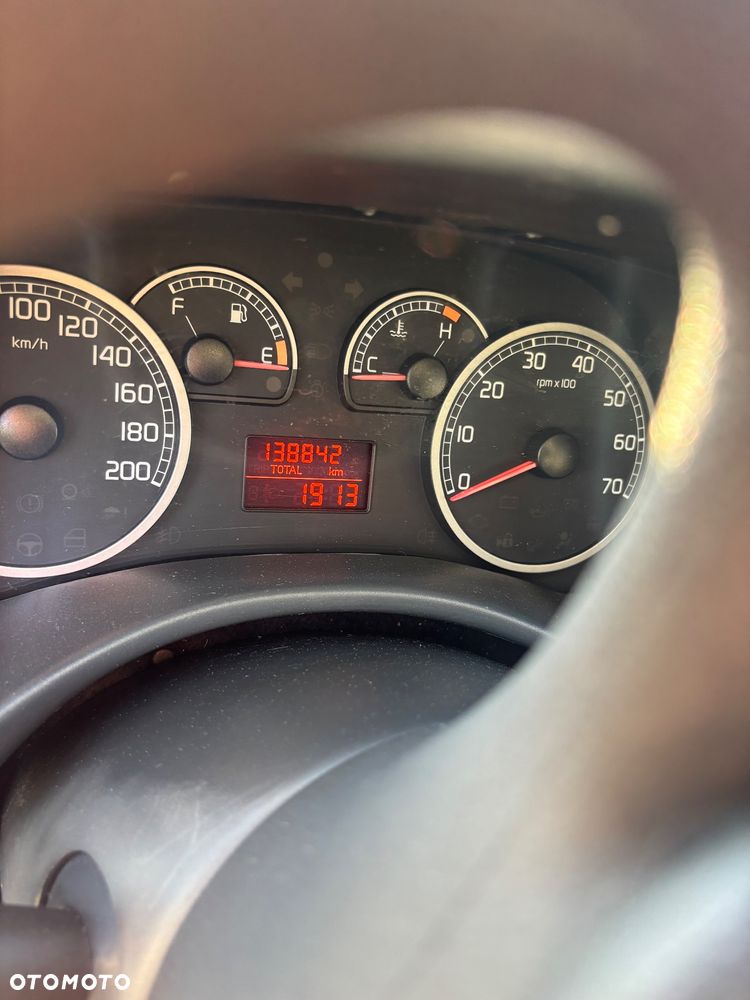 Fiat Punto 1.2 8V - 13
