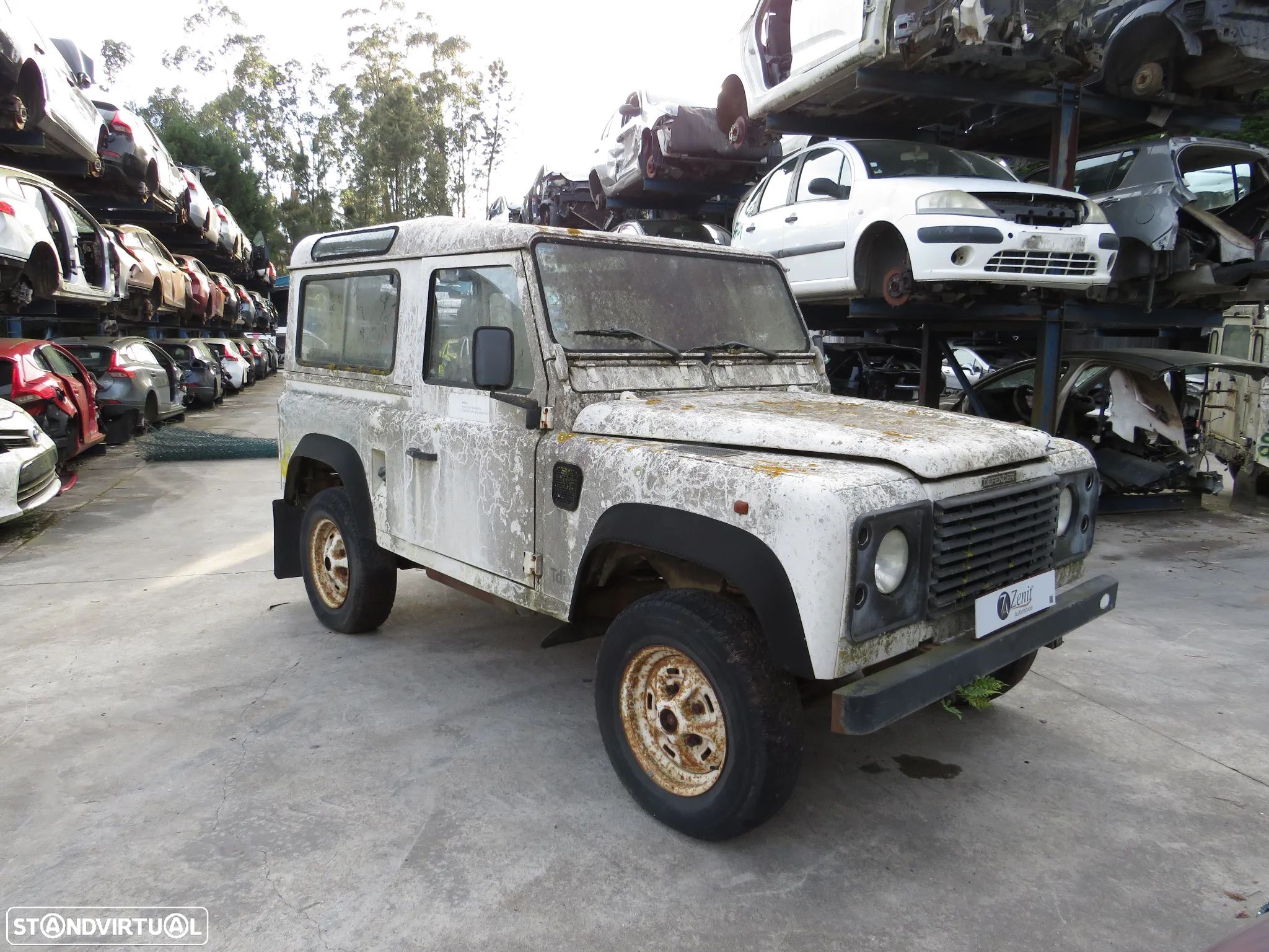 Land Rover Defender 90 2.5 TDI (113 CV) 1996  - Peças Usadas (8920) - 1