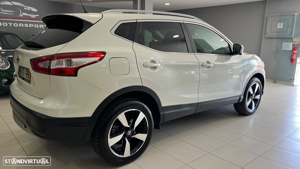 Nissan Qashqai 1.2 DIG-T N-Connecta RS+PS 18 - 7