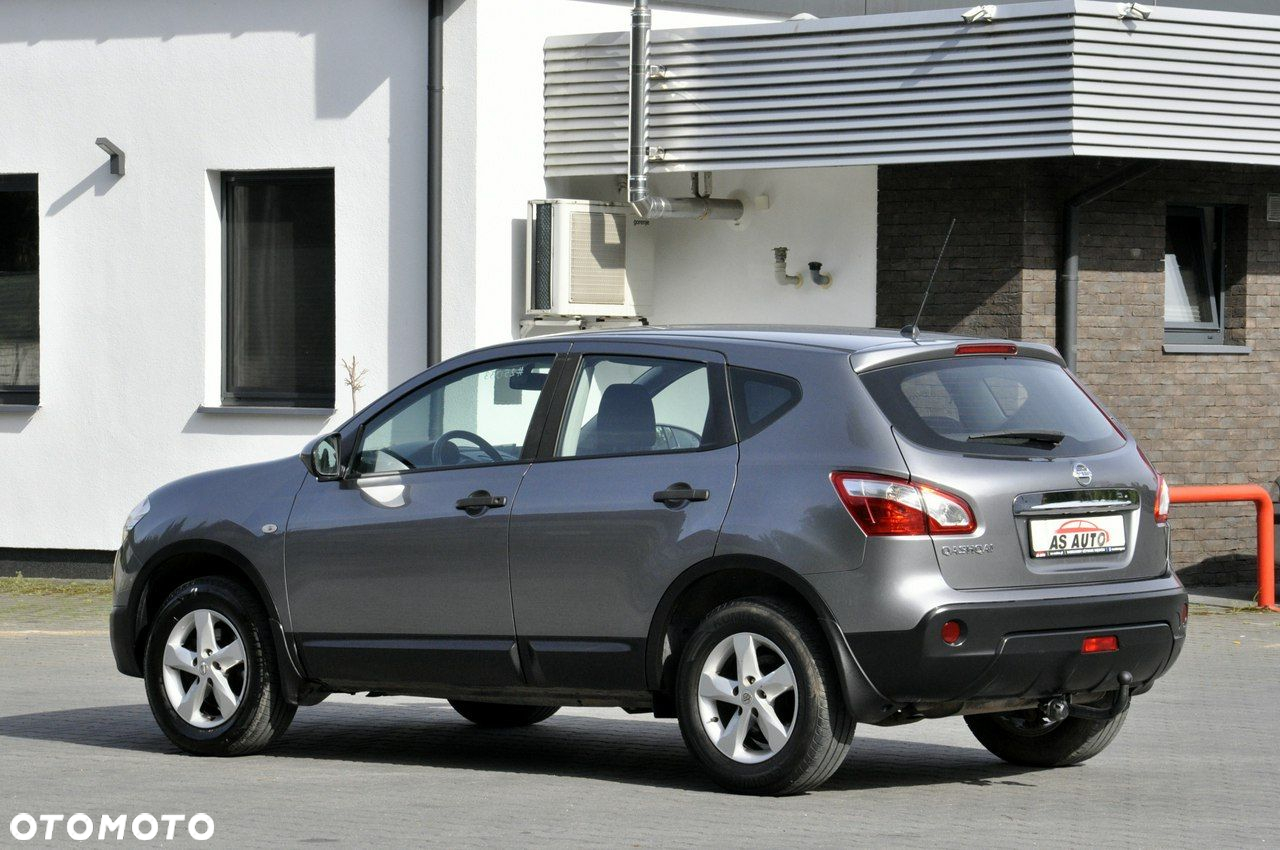 Nissan Qashqai 1.6 visia - 34