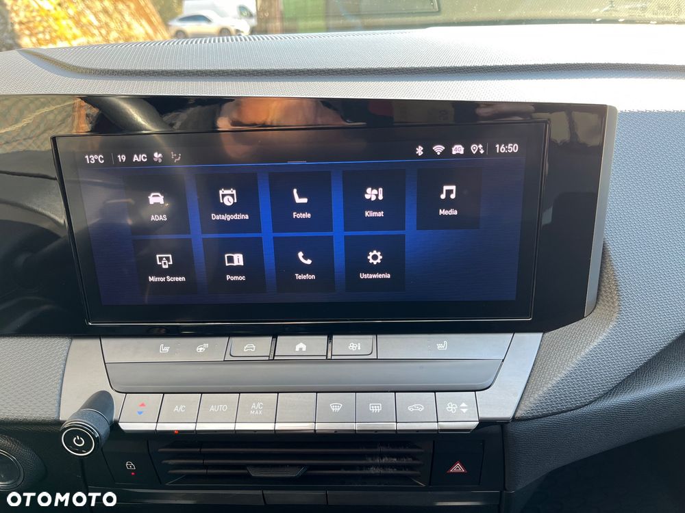 Opel Astra 1.2 T GS Line S&S - 22