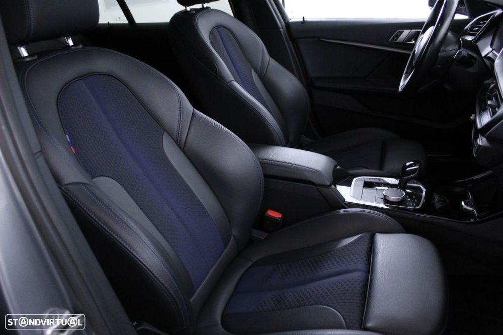 BMW 116 d Pack Desportivo M Auto - 14