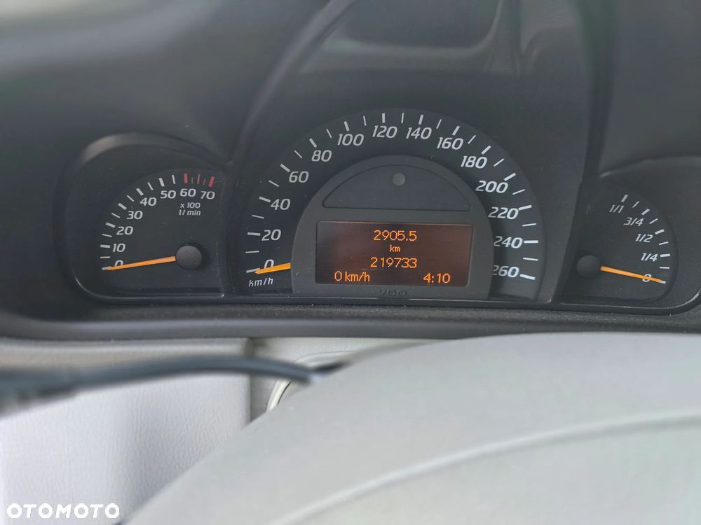 Mercedes-Benz Klasa C 200 Kompressor Sportcoupe - 7