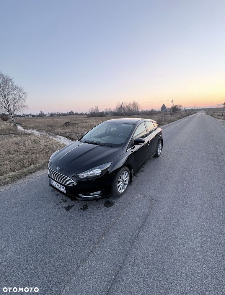 Ford Focus 1.5 EcoBoost Titanium ASS - 3