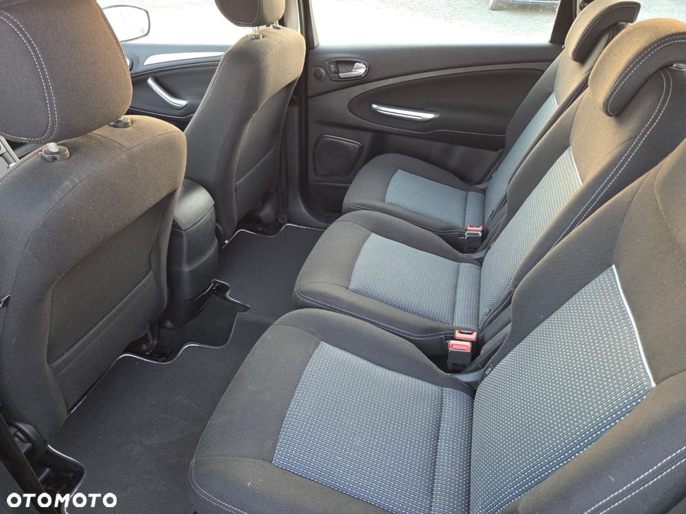 Ford S-Max 2.0 TDCi DPF Titanium - 22
